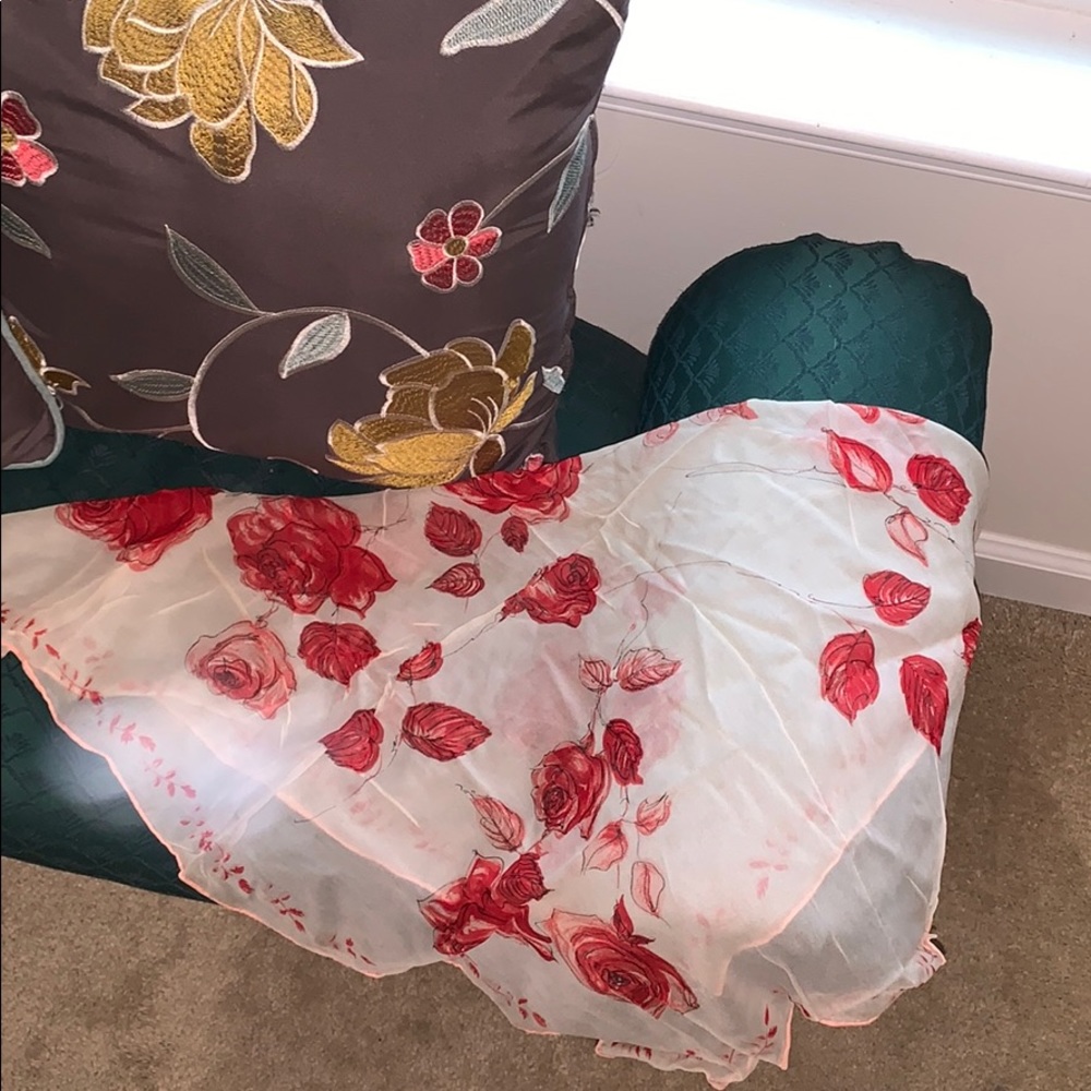Like new vintage sheer scarf